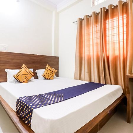 Oyo 40073 Yash Homestay Samarda Kaliasot Ngoại thất bức ảnh