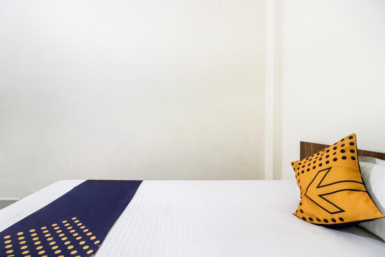 Oyo 40073 Yash Homestay Samarda Kaliasot Ngoại thất bức ảnh