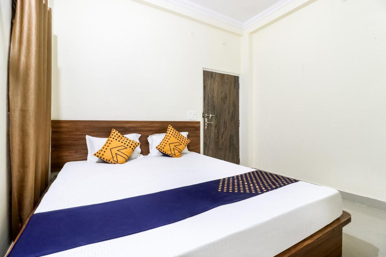 Oyo 40073 Yash Homestay Samarda Kaliasot Ngoại thất bức ảnh