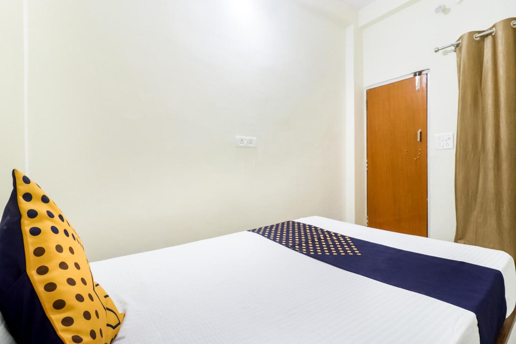 Oyo 40073 Yash Homestay Samarda Kaliasot Ngoại thất bức ảnh