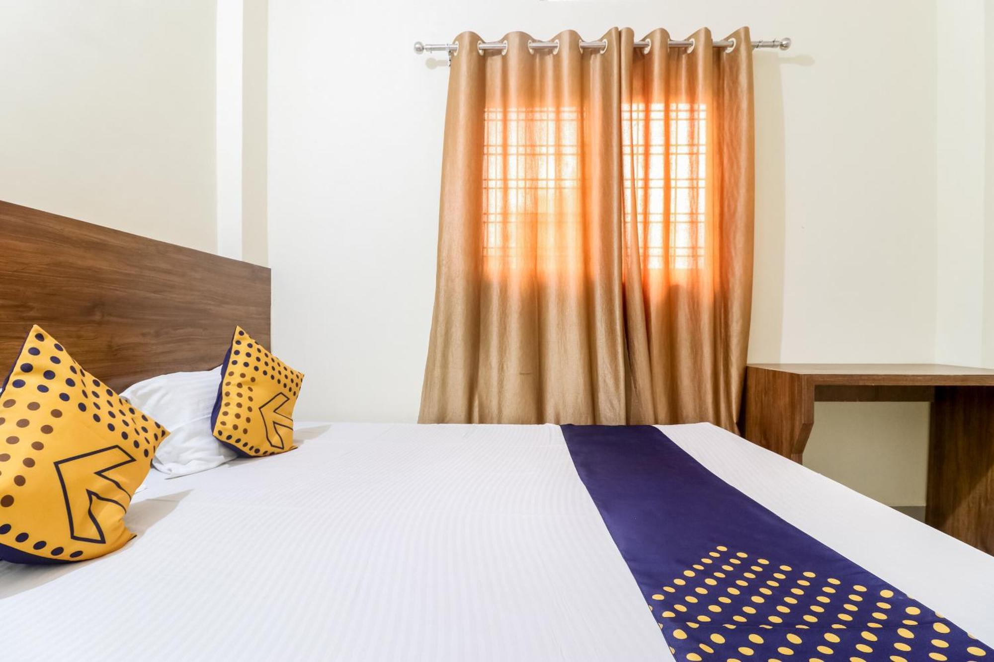 Oyo 40073 Yash Homestay Samarda Kaliasot Ngoại thất bức ảnh