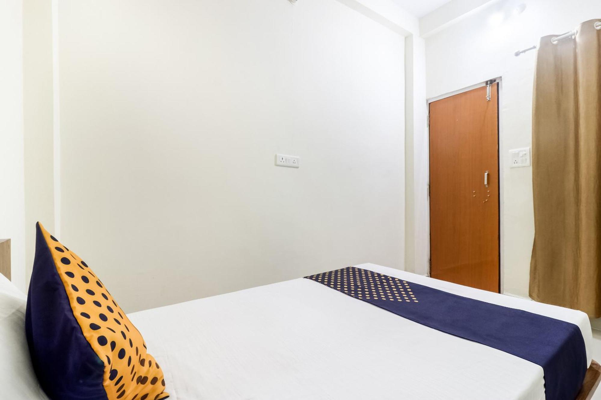 Oyo 40073 Yash Homestay Samarda Kaliasot Ngoại thất bức ảnh