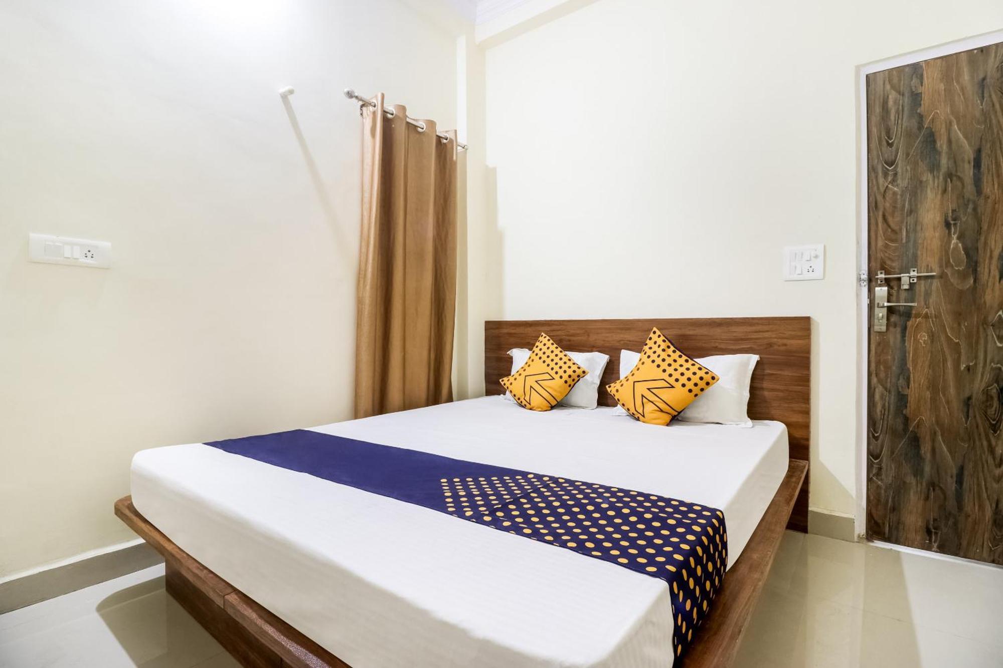 Oyo 40073 Yash Homestay Samarda Kaliasot Ngoại thất bức ảnh